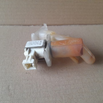 Bosch SMS5520/05 - Zawór wody 317012-112