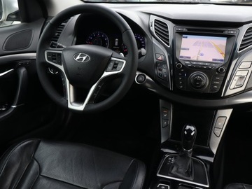 Hyundai i40 Kombi 2.0 GDI 177KM 2011 Hyundai i40 2.0 GDI, Automat, Skóra, Navi, Xenon, zdjęcie 6