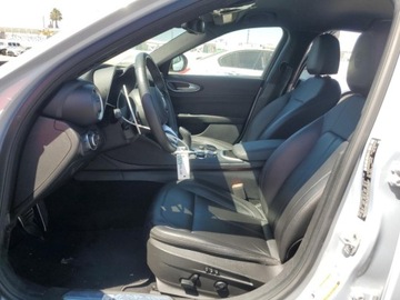 Alfa Romeo Giulia II Sedan Facelifting 2.0 Turbo 280KM 2022 Alfa Romeo Giulia 2022 2.0l 2.0 Benzyna 280KM, zdjęcie 7