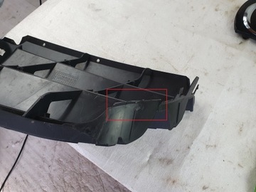 MASKA ZNAKY PŘEDNÍ MERCEDES V TŘÍDA W447 FACELIFT 20-