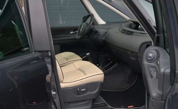 Renault Espace IV Van Facelifting 2.0 dCi 150KM 2013 Renault Grand Espace Renault Grand Espace 2.0 dCi FAP Initiale 2.0 Diesel, zdjęcie 16