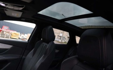 Peugeot 3008 II Plug-In Hybrid Facelifting 1.6 HYBRID 225KM 2021 Peugeot 3008 Peugeot 3008 225 e-EAT8 GT 1.6 Hybryda Plug-in 225KM, zdjęcie 17