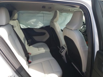 Volvo XC40 2025 Volvo XC 40 Plus 2025 2.0l 2.0 Benzyna 247KM, zdjęcie 10