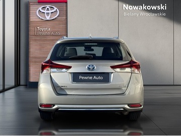 Toyota Auris II Touring Sports Facelifting 1.8 Hybrid 136KM 2017 Toyota Auris Hybrid 135 Premium II (2012-) Hybrid, zdjęcie 4