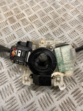 MINCE PŘEPÍNAČ KOMBINOVANÝ PAJERO III