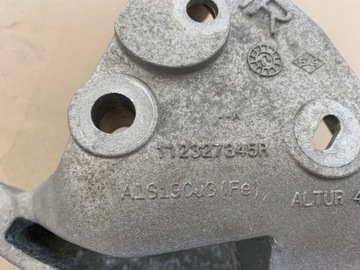 TOWNSTAR KANGOO IV 4 CITAN II 1.3 TCE UCHYCENÍ ULOŽENÍ DRŽÁKY MOTORU PRAVÁ