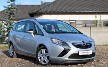 Opel Zafira C Tourer 2.0 CDTI ECOTEC 165KM 2012 Opel Zafira 2.0D 165KM zadbana stan bdb orginalny lakier zarejestrowana 2.0, zdjęcie 1