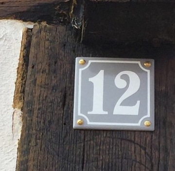 АДРЕСНАЯ ДОСКА НОМЕР ДОМА МЕТАЛЛИЧЕСКАЯ ТАБЛИЧКА ДЛЯ ДОМА 12х12 СМ Эмалированная