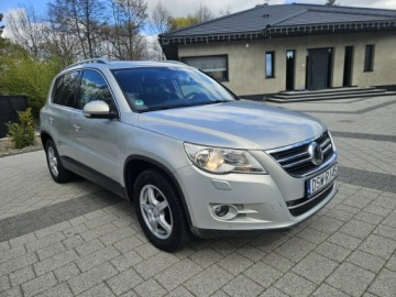 Volkswagen Tiguan I 2009 Volkswagen Tiguan 2.0 170 KM Klimatronik Napęd, zdjęcie 2