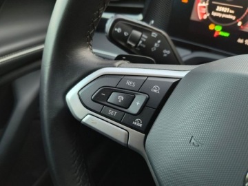 Volkswagen Passat B8 Variant Facelifting 1.5 TSI EVO 150KM 2025 Volkswagen Passat serwis ASO 2.0TDI 150KM bezwypadkow gwarancja pakiety ka, zdjęcie 21