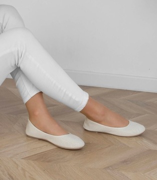 БЕЖЕВЫЕ БАЛЕТКИ, АЖУРНЫЕ ТЕННИСНЫЕ ТУФЛИ 37