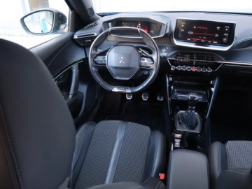 Peugeot 2008 II SUV 1.2 PureTech 130KM 2021 Peugeot 2008 1.2 PureTech, Salon Polska, zdjęcie 6