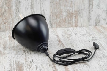 черное соединение, кабель 2 м с вилкой, выключатель, патрон лампы, кабель