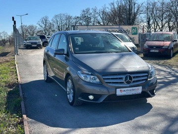 Mercedes Klasa B W246 Sports Tourer 180 CDI BlueEFFICIENCY 109KM 2013 Mercedes-Benz Klasa B Raty Automat klima Kamera Zadbany Swiezy Import Zar, zdjęcie 7