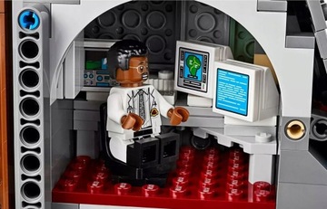 LEGO BRICKS 75936 МИР ЮРСКОГО ПЕРИОДА НАПАДЕНИЕ ТИРАННОЗАВРА