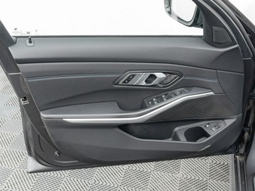 BMW Seria 3 G20-G21 2022 BMW 330 ZS215PY#330e xDrive M Sport Podgrz.f K.cof, zdjęcie 11