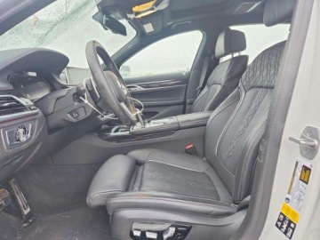 BMW Seria 7 G70 2022 BMW Seria 7 750xi 2022 4.4 Benzyna 523KM, zdjęcie 7