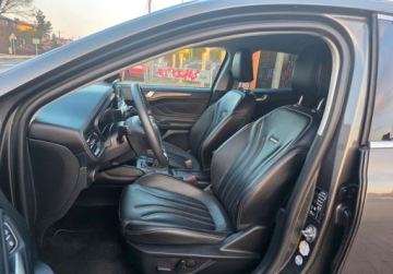 Ford Focus IV Kombi 2.0 EcoBlue 150KM 2019 Ford Focus SW 2.0Dieselful wersja VignaleBezwypadkowy jak nowy 2.0 Diesel, zdjęcie 8