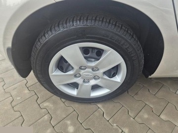 Kia Venga Mikrovan 1.4 DOHC CVVT 90KM 2011 Kia Venga 1.4 CVVT ISG Edition 7 90KM 2011r, zdjęcie 8