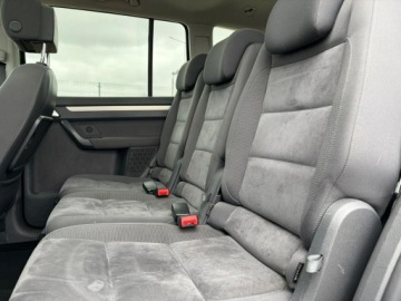 Volkswagen Touran II 2.0 TDI 140KM 2015 Volkswagen Touran Highline 7 osobowy navi, zdjęcie 18