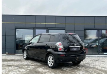 Toyota Corolla Verso AR10 2.2 D-4D 136KM 2008 Toyota Corolla Verso Toyota Corolla Verso 2.2 D-4D DPF 2.2 Diesel 136KM, zdjęcie 2