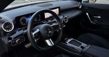 Mercedes CLA C118/X118 Coupe Facelifting 1.3 200 163KM 2025 Mercedes-Benz CLA Salon PL AMG 7G-DCT Ambiente Kamera Keyless LED IHC Pano, zdjęcie 9