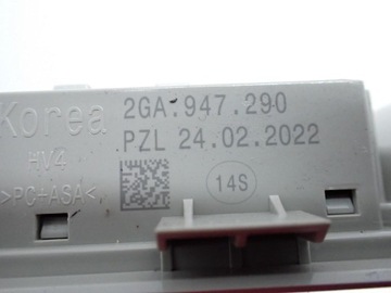LAMPA INTERIÉR KABINY ORIGINÁLNÍ 2GA947290 VW POLO 2G VI 22R