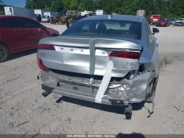 Volvo S90 II Sedan 2.0 T5 250KM 2018 Volvo S90 2018 Volvo S90 T5 FWD Momentum 2.0 Benzyna 250KM, zdjęcie 7