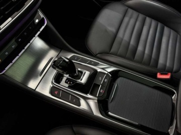 MG 2021 MG EHS Luxury Plug-in Hybrid Panorama Ambiente Kamera 360 CarPlay, zdjęcie 25