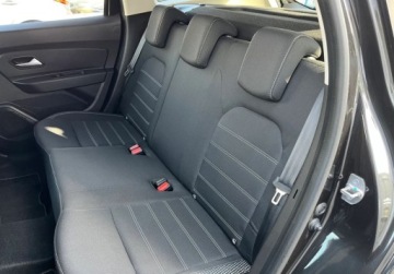 Dacia Duster II SUV  1.3 TCe 130KM 2019 Dacia Duster kamera cofania, nawigacja 1.3 Benzyna 130KM, zdjęcie 27