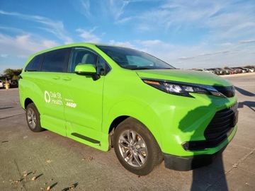 Toyota Sienna III 2024 Toyota Sienna Le 2.5 Hybryda 245KM, zdjęcie 4