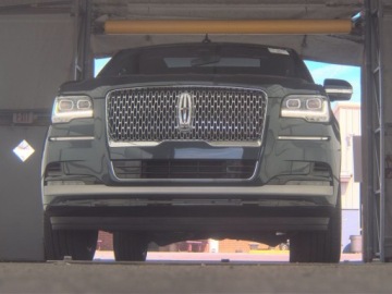 Lincoln Navigator III 2024 Lincoln Navigator Reserve 2024 3.5 Benzyna 440KM, zdjęcie 8