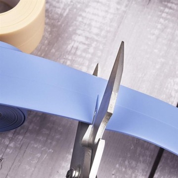 БЕЛАЯ УПЛОТНИТЕЛЬНАЯ ЛЕНТА для ВАННЫ ДУШЕВОГО ПОДДОНА УМЫВАЛЬНИКА Цвет уплотнителя БЕЛЫЙ