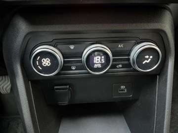 Dacia Sandero III Hatchback 5d 1.0 TCe 90KM 2022 Dacia Sandero Stepway 1.0 benzyna 91 KM zarej w PL ksiazka serwis zadb, zdjęcie 14