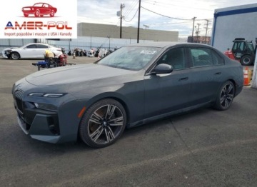 BMW Seria 7 G70 2023 BMW Seria 7 740i 2023 3.0 Benzyna 375KM