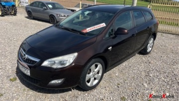 Opel Astra J Hatchback 5d 1.7 CDTI ECOTEC 110KM 2010 Opel Astra Pisemna roczna gwarancja , fajny stan ,mozliwa zamiana 1.7, zdjęcie 39