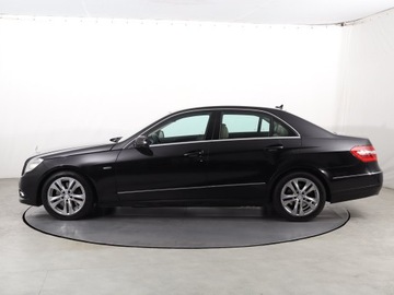 Mercedes Klasa E W212 Limuzyna 350 CDI BlueEFFICIENCY 231KM 2009 Mercedes E E 350 CDI 4MATIC, Salon Polska, 227 KM, zdjęcie 2