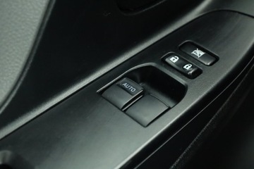 Toyota Yaris III Hatchback 5d Facelifting 2017 1.5 Dual VVT-iE 111KM 2018 Toyota Yaris 1.5 Dual VVT-i, Salon Polska, zdjęcie 11