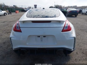 Nissan 370Z 2012 Nissan 370 Z Touring 2012 3.7 Benzyna 332KM, zdjęcie 3