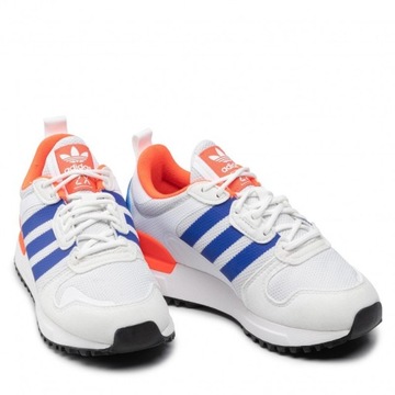 なぉ Czarne kozaki z elastyczną wąską cholewką