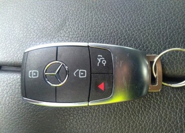 Mercedes CLA C118/X118 2021 Mercedes-Benz CLA MERCEDES-BENZ CLA 250, 2020r., 4x4, 2.0L 2.0 Benzyna, zdjęcie 6