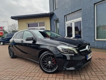 Mercedes Klasa A W176 Hatchback 5d Facelifting 180 122KM 2016 Mercedes A 180 1.6 Benzyna Kamera, zdjęcie 15
