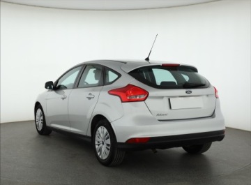 Ford Focus III Hatchback 5d facelifting 1.6 Ti-VCT 105KM 2016 Ford Focus 1.6 i, Salon Polska, Serwis ASO, zdjęcie 3