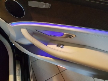 Mercedes Klasa E W213 Limuzyna 2.0 200 211KM 2017 Mercedes E 350 E PLUG-IN HYBRID AUT 2017Rok, zdjęcie 37