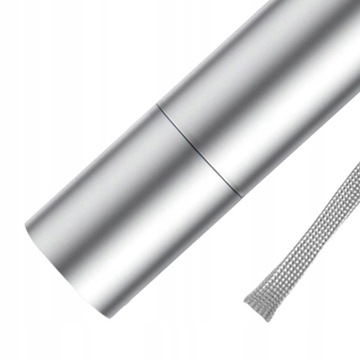 Перезаряжаемый фонарик из алюминиевого сплава.