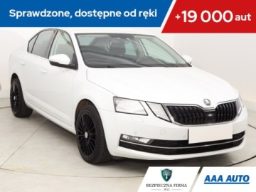 Skoda Octavia III Liftback Facelifting 1.5 TSI ACT 150KM 2019 Skoda Octavia 1.5 TSI, Salon Polska, Klima