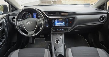 Toyota Auris II Touring Sports Facelifting 1.8 Hybrid 136KM 2017 Toyota Auris 1,8 benzyna Hybryda 136 KM automat Salon Polska II wlasciciel, zdjęcie 17