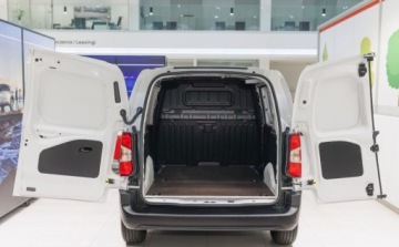 Toyota 2024 Toyota Proace City City 1.5 D-4D Standard 2,3t Active 1.5 Diesel 102KM, zdjęcie 24