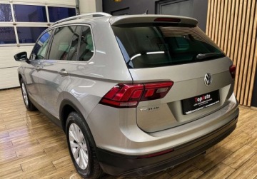 Volkswagen Tiguan II SUV 2.0 TDI 150KM 2019 Volkswagen Tiguan 2.0 TDI IQ.DRIVE 150KM DSG bezwypadkowy kamera, zdjęcie 8