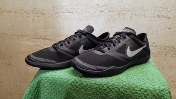 NIKE STUDIO TRAINER 2 В ОЧЕНЬ ХОРОШЕМ СОСТОЯНИИ